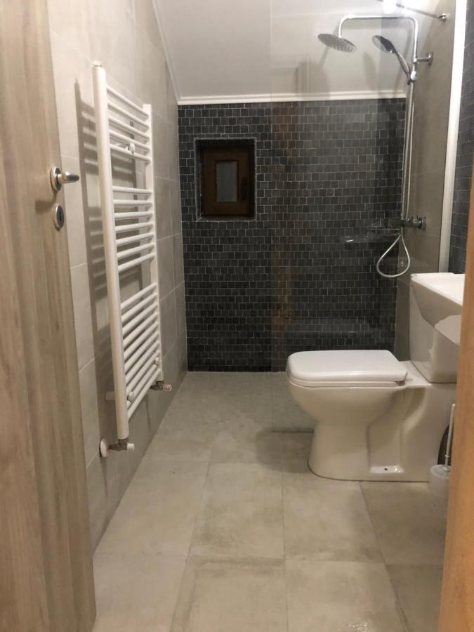 New House Hotel Curtea de Argeş Eksteriør billede