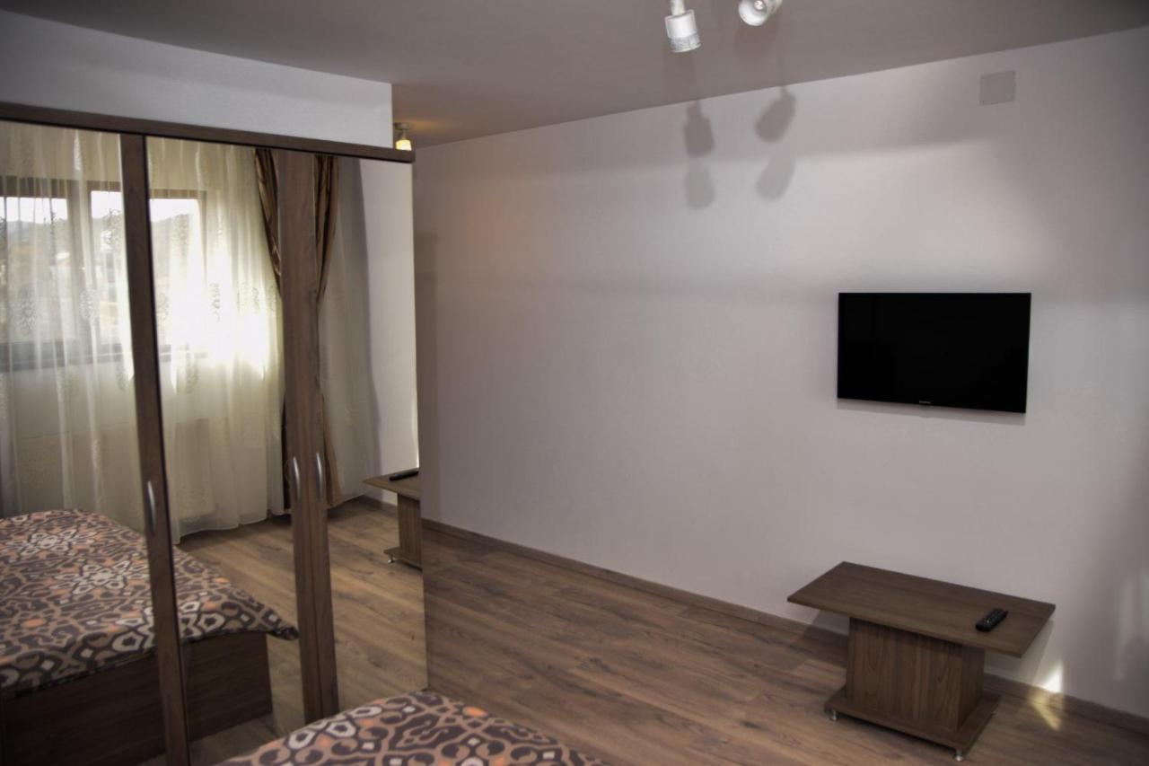 New House Hotel Curtea de Argeş Eksteriør billede